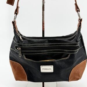 Stone & Co. Leather Crossbody Hobo Bag Black Tan Purse Zip Pocket Travel Neutral